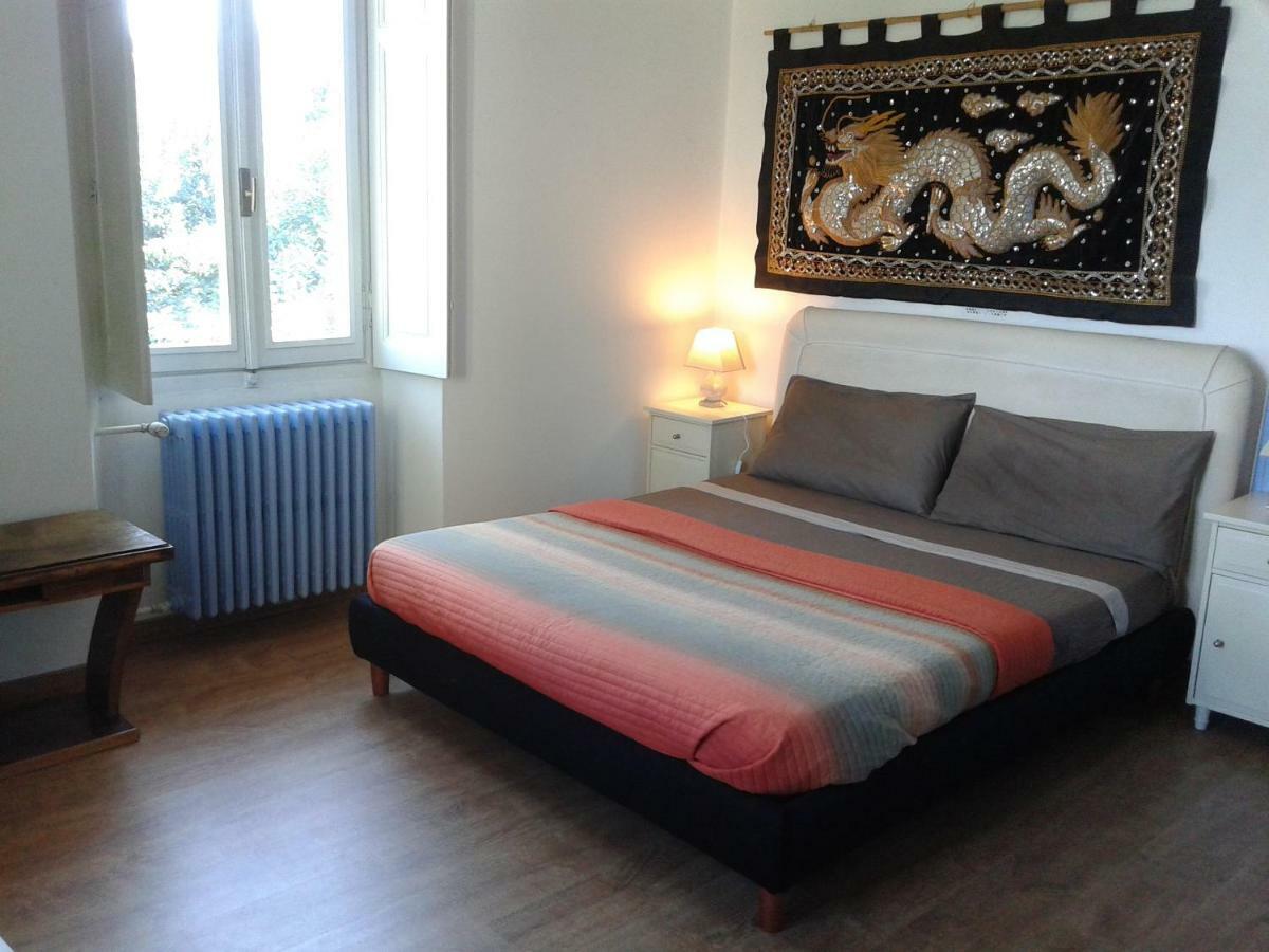 Nebbiuno Swanlake Rooms מראה חיצוני תמונה