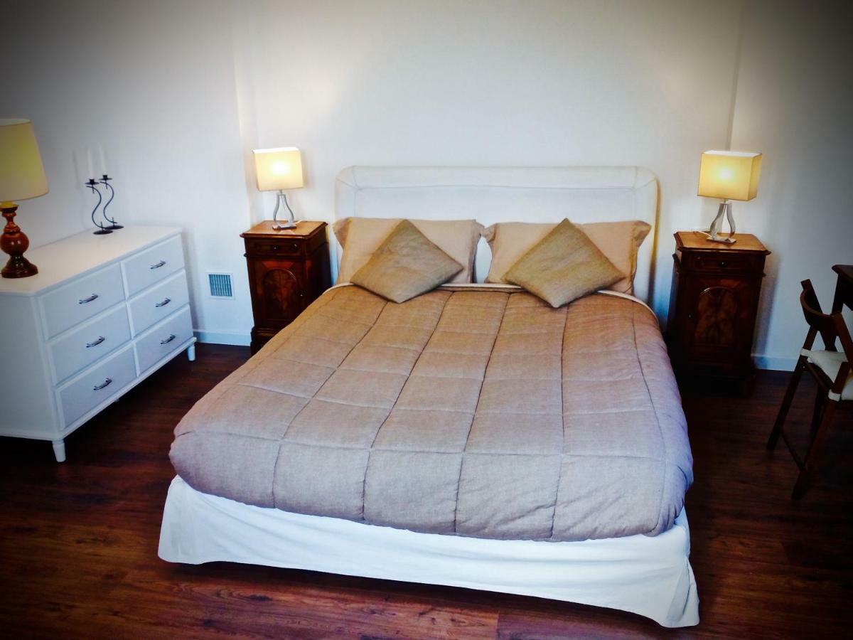 Nebbiuno Swanlake Rooms מראה חיצוני תמונה